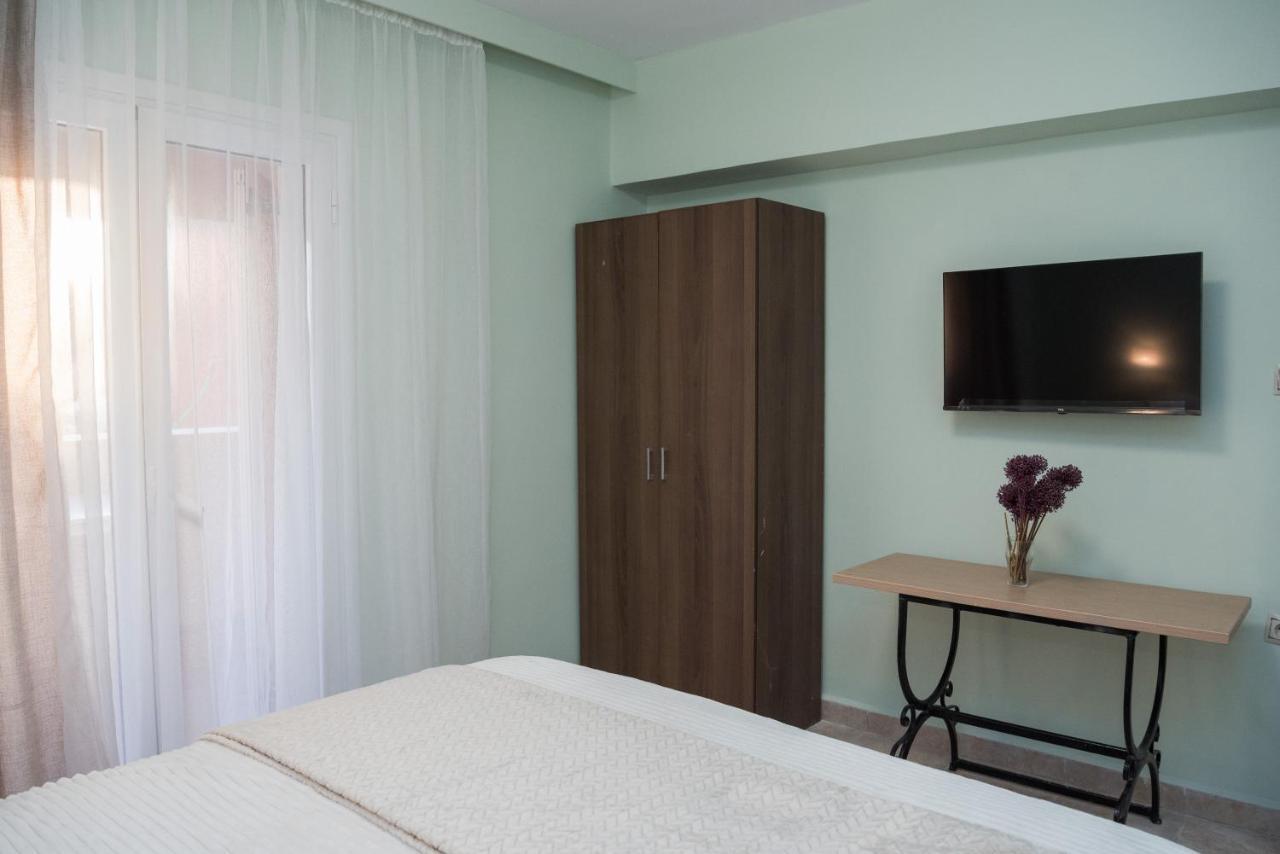 Aparthotel Avyssos Residents à Kalamákion Extérieur photo